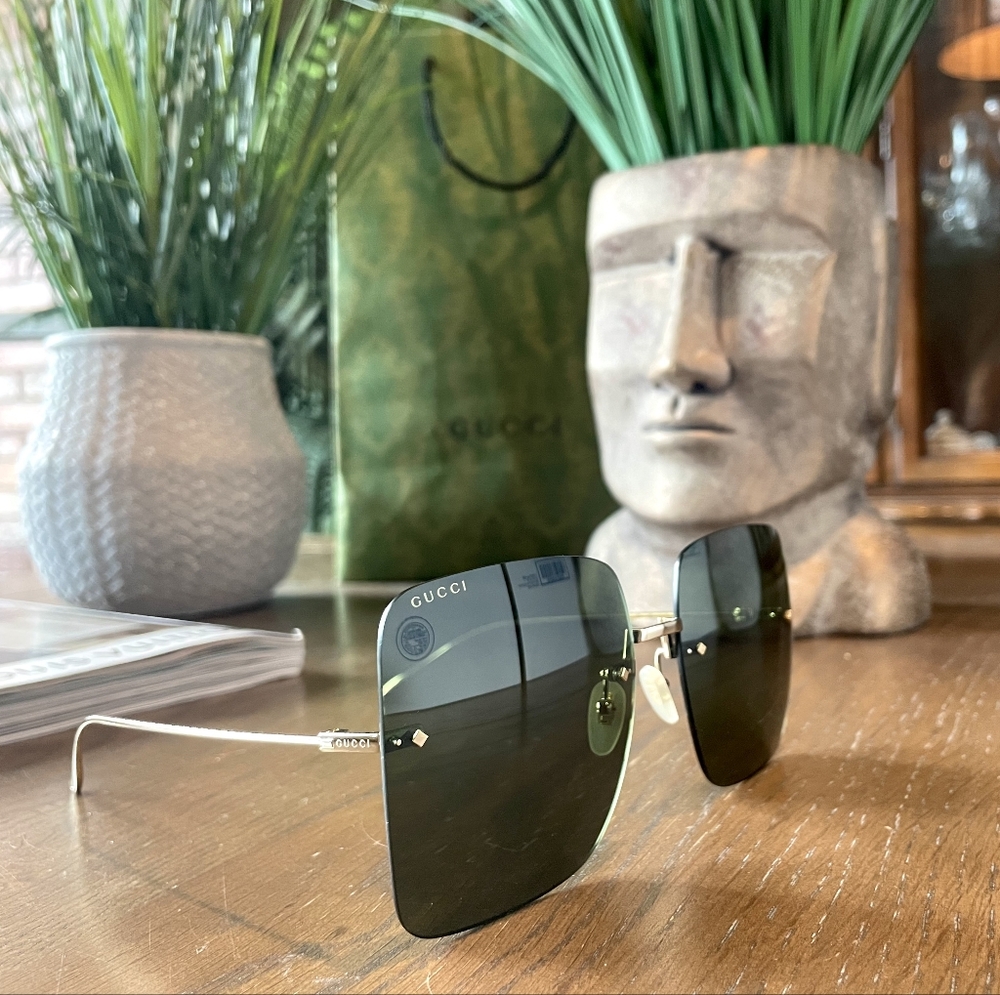 Gucci 62MM GG Gold Frame Designer Sunglasses GG1147S 002 NEW IN CASE